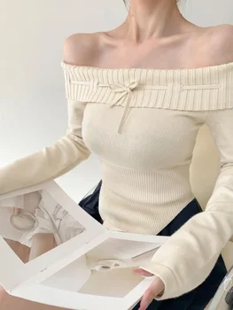 2023 Őszi szexi kötött pulóver Női vállról Aszimmetrikus alkalmi bodycon felsők Elegáns koreai divatpulóverek Outwear Elegáns