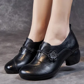 Vintage női cipők 2024 új tavaszi magas sarkú cipő kis bőr cipő fejréteg marhabőr vastag sarok puha talpú anyacipő single