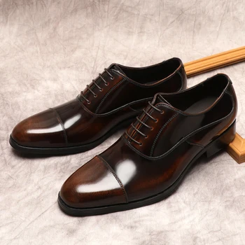 Business Oxford bőrcipők Férfiak lélegző valódi tehénbőr férfi ruha cipők Fekete barna fűzős esküvői férfiak Hivatalos cipők
