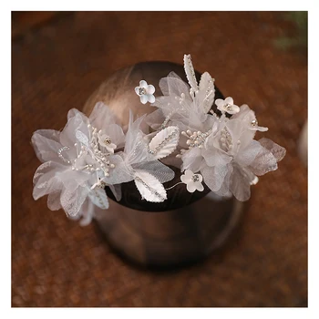 Menyasszonyi ruha virág hajtű fejdísz kézzel készített rojtos velúr tulipán haj kiegészítők női frizura készítő eszközök